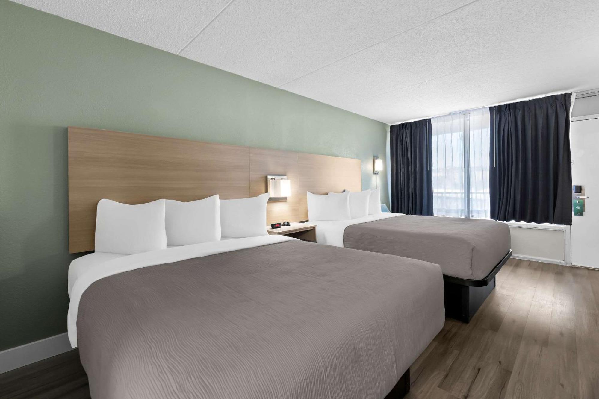 Quality Inn Nashville - Opryland Area ภายนอก รูปภาพ