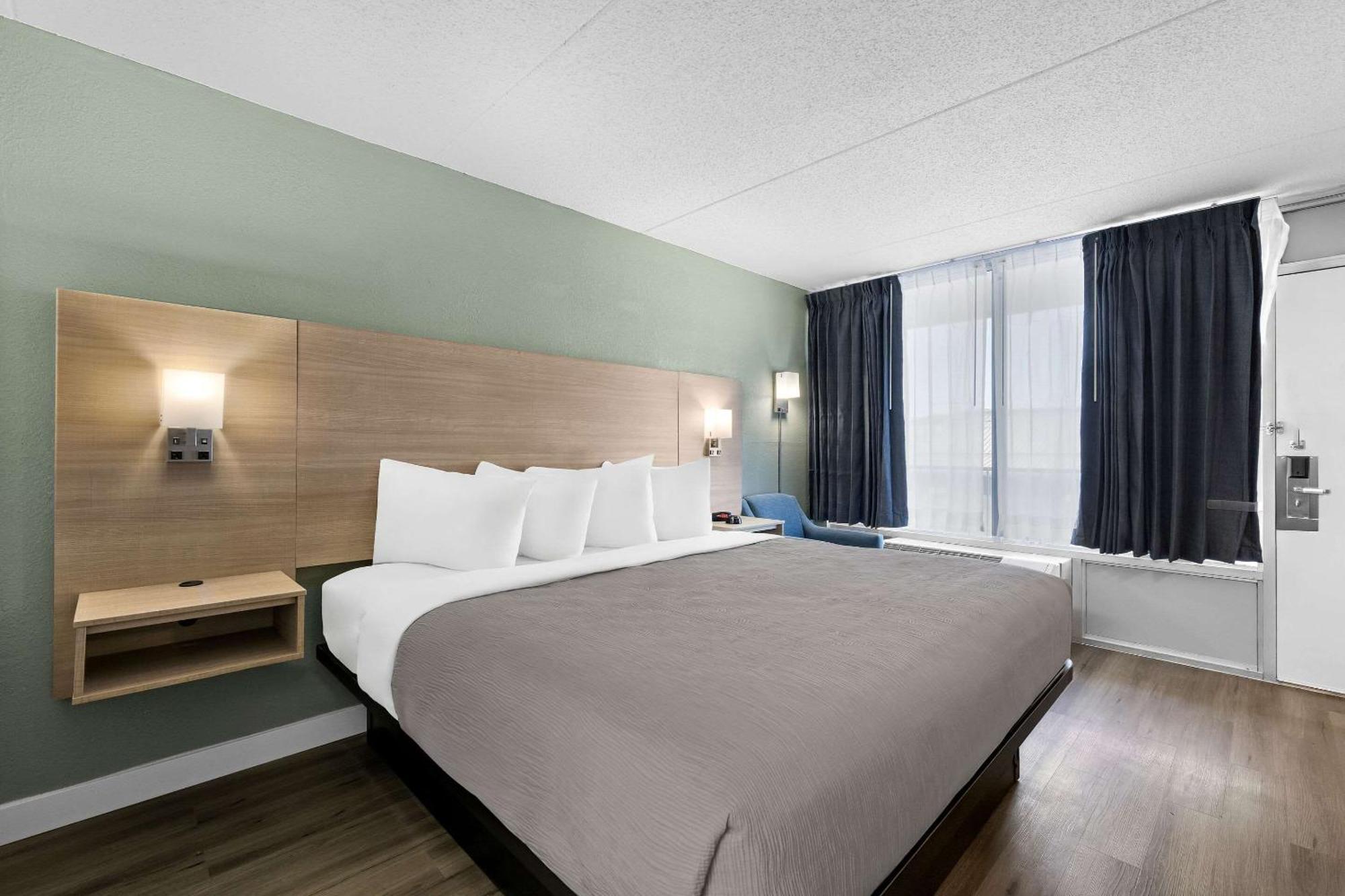 Quality Inn Nashville - Opryland Area ภายนอก รูปภาพ